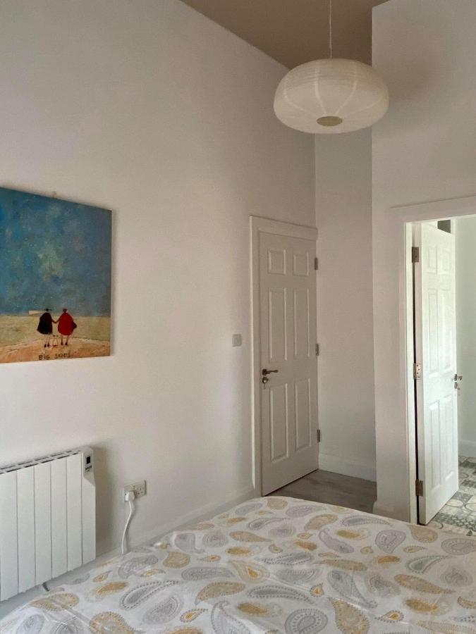Room 1 Camp Street B&B Oughterard Bagian luar foto