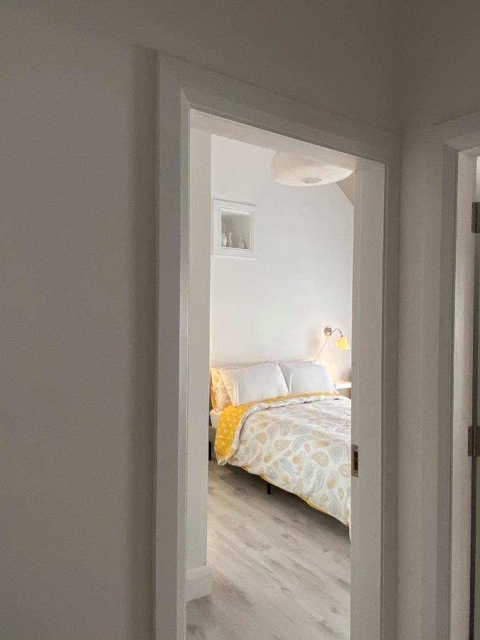 Room 1 Camp Street B&B Oughterard Bagian luar foto