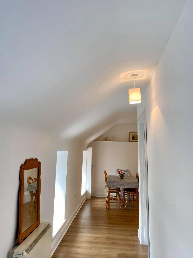 Room 1 Camp Street B&B Oughterard Bagian luar foto
